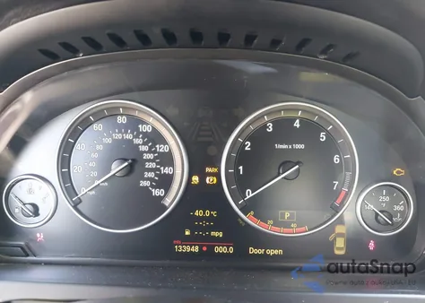 2014 BMW Alpina B7 z USA, uszkodzony, nr VIN WBAYE8C58ED134844